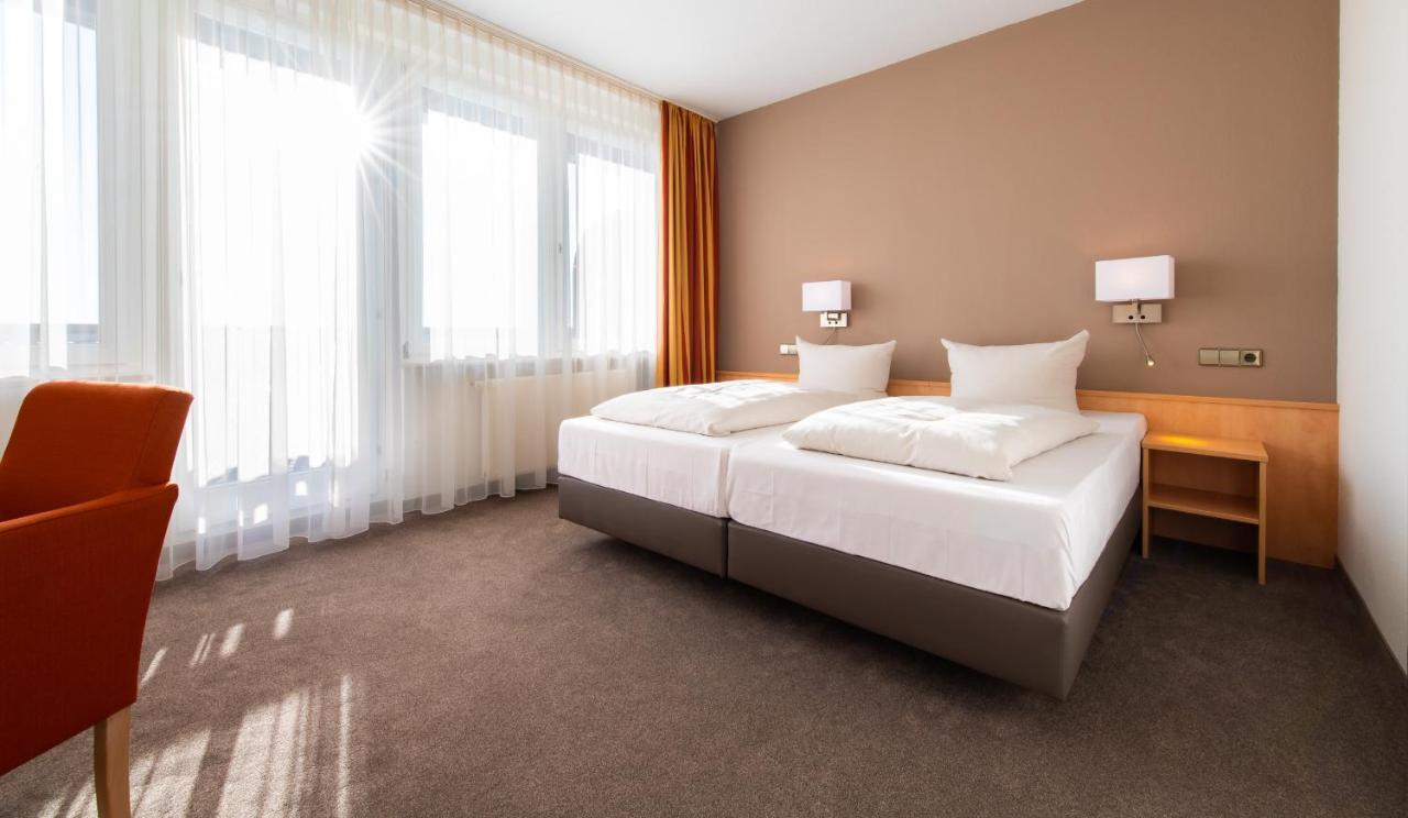 Aramis Tagungs- Und Sporthotel Gäufelden Zewnętrze zdjęcie